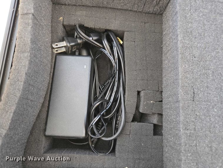 image for item DU7938 Trimble survey kit 