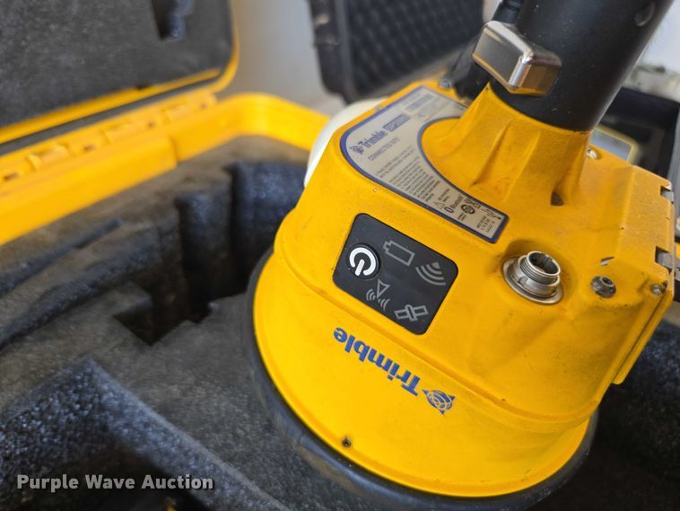 image for item DU7939 Trimble survey kit