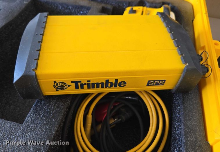 image for item DU7940 Trimble survey kit