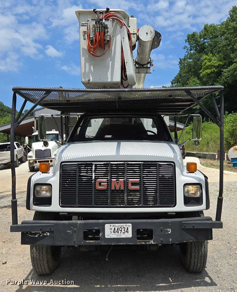 image for item DU7942 1997 GMC C7500 forestry bucket truck