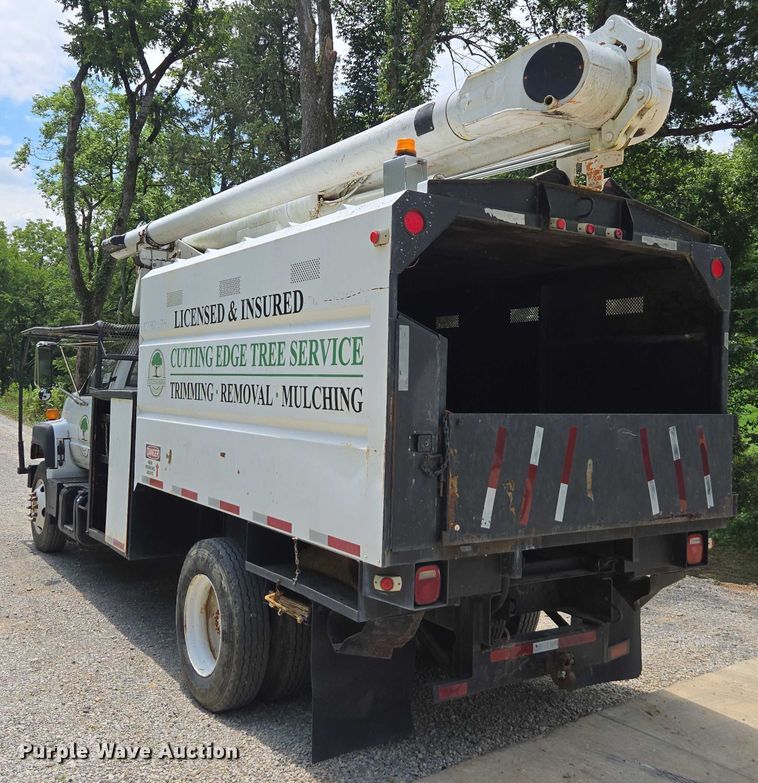 image for item DU7942 1997 GMC C7500 forestry bucket truck