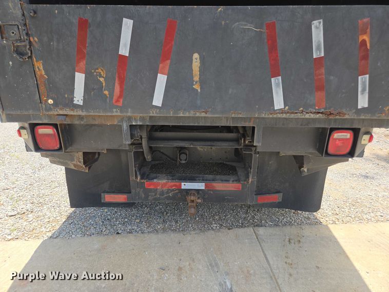 image for item DU7942 1997 GMC C7500 forestry bucket truck