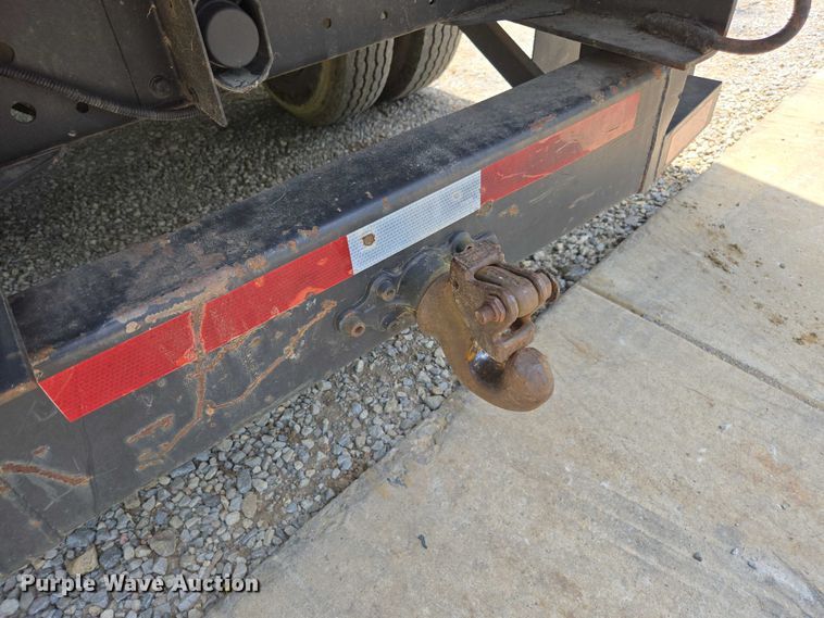 image for item DU7942 1997 GMC C7500 forestry bucket truck