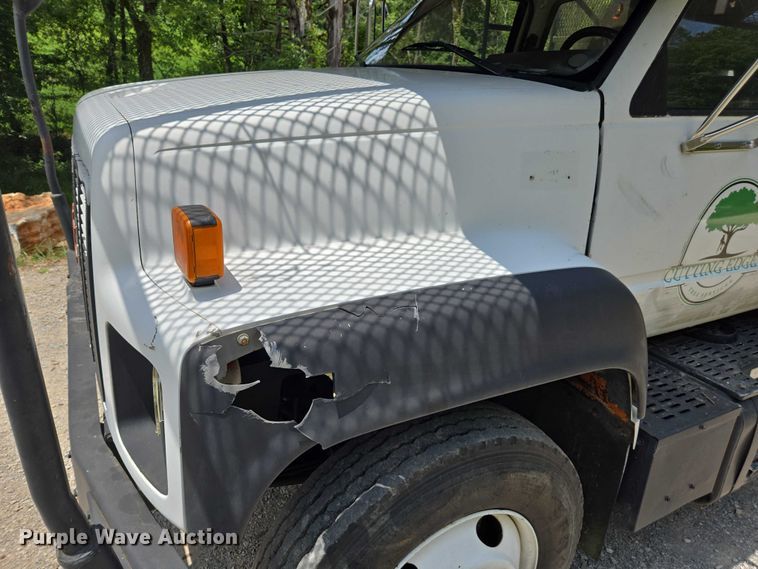 image for item DU7942 1997 GMC C7500 forestry bucket truck