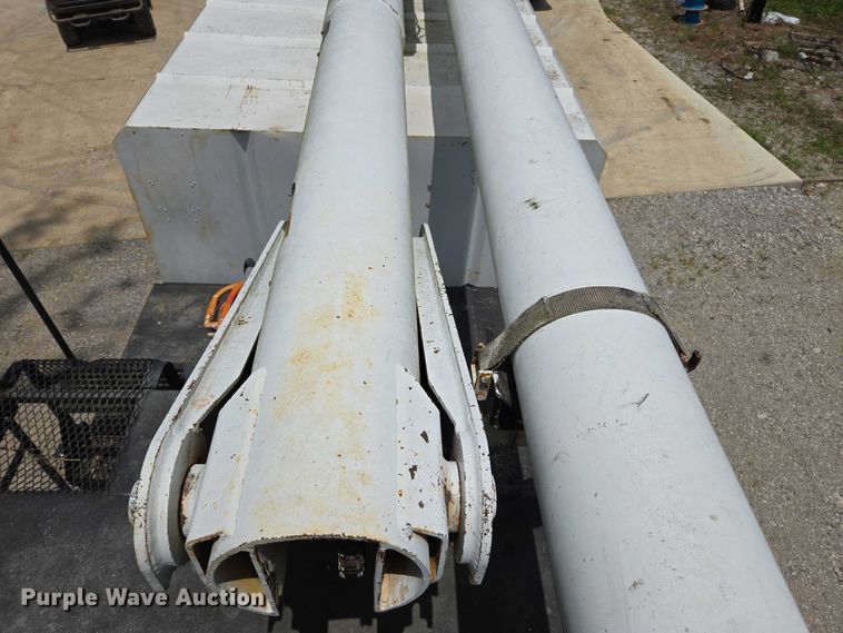 image for item DU7942 1997 GMC C7500 forestry bucket truck