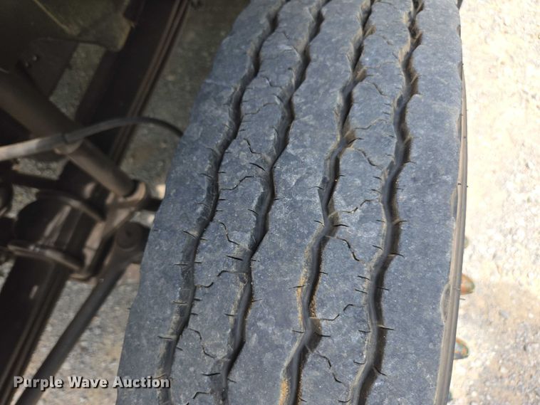 image for item DU7942 1997 GMC C7500 forestry bucket truck