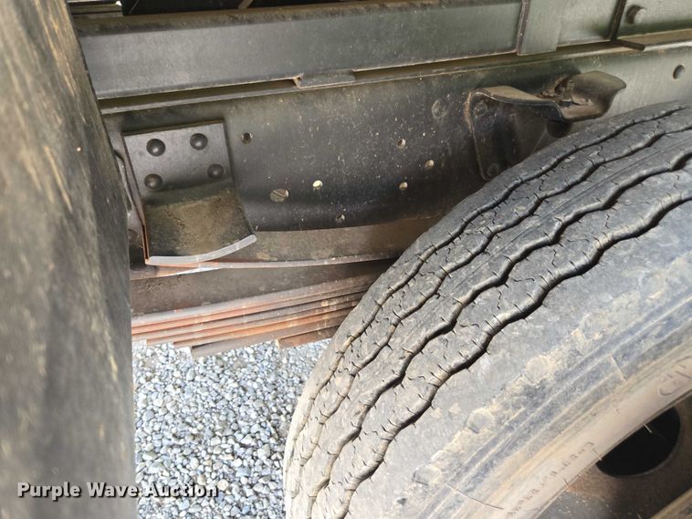 image for item DU7942 1997 GMC C7500 forestry bucket truck