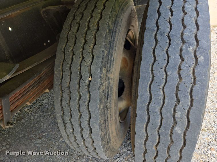 image for item DU7942 1997 GMC C7500 forestry bucket truck