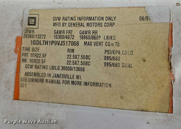 image for item DU7942 1997 GMC C7500 forestry bucket truck