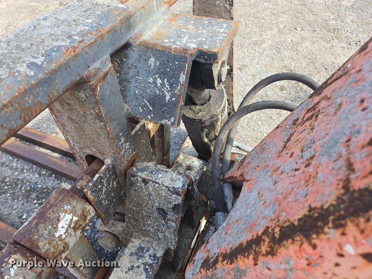 image for item DU7946 2004 Lull 644E-42 telehandler