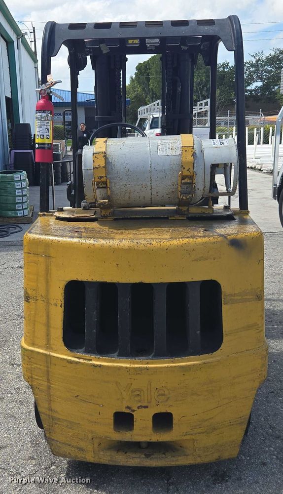 image for item DU7947 1986 Yale GC080LCJSBE085 forklift