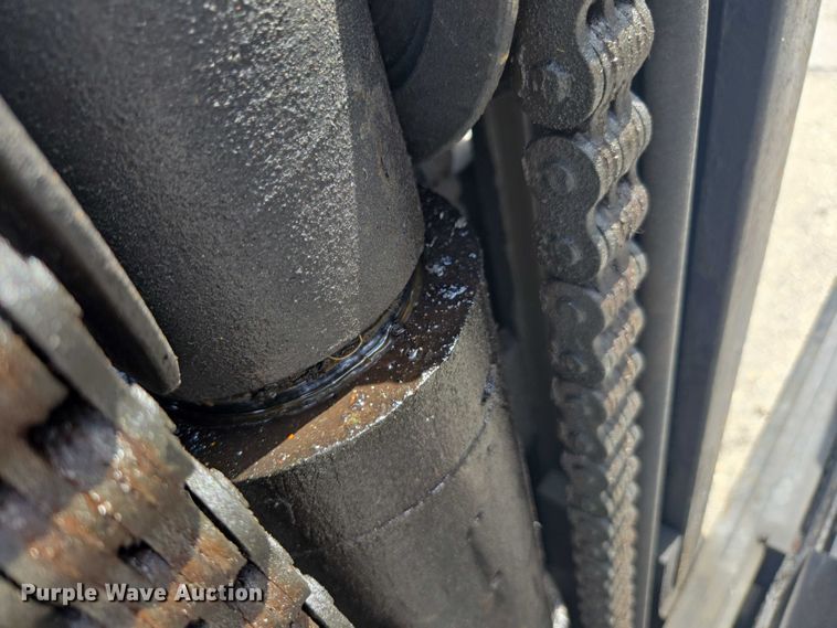 image for item DU7947 1986 Yale GC080LCJSBE085 forklift