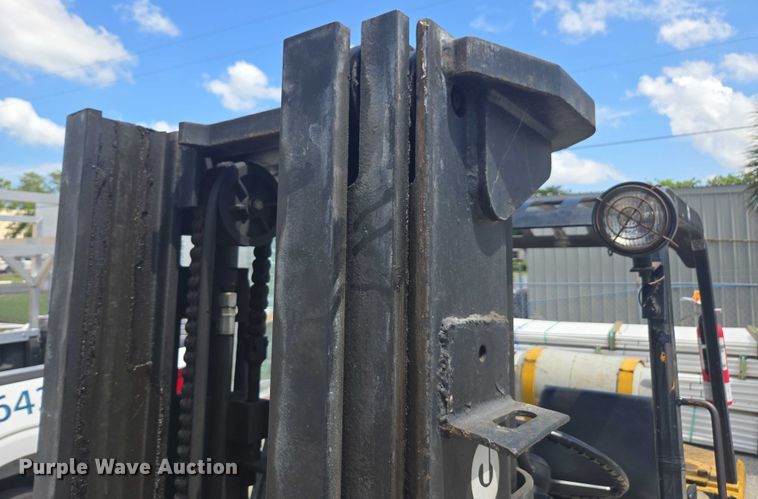 image for item DU7947 1986 Yale GC080LCJSBE085 forklift