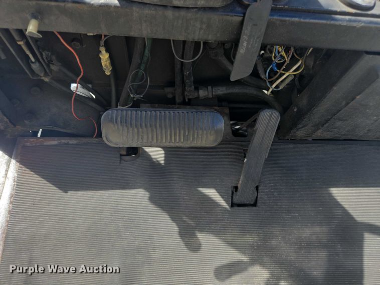 image for item DU7947 1986 Yale GC080LCJSBE085 forklift