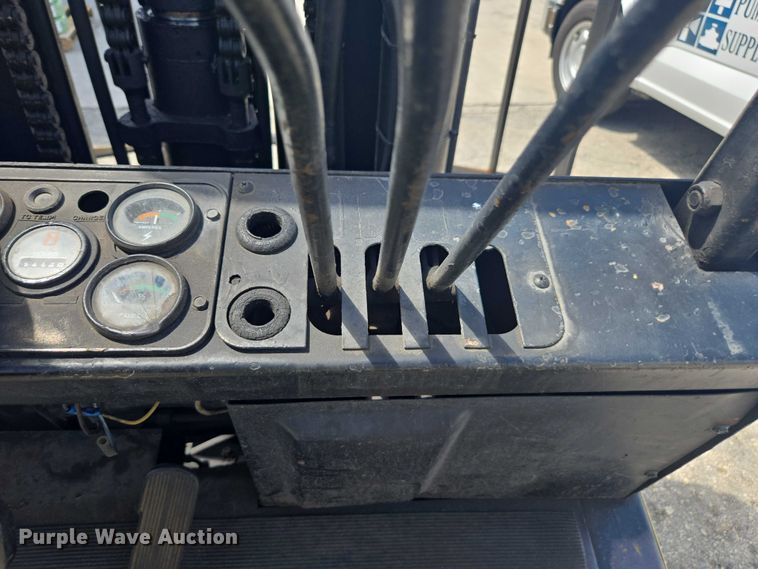 image for item DU7947 1986 Yale GC080LCJSBE085 forklift