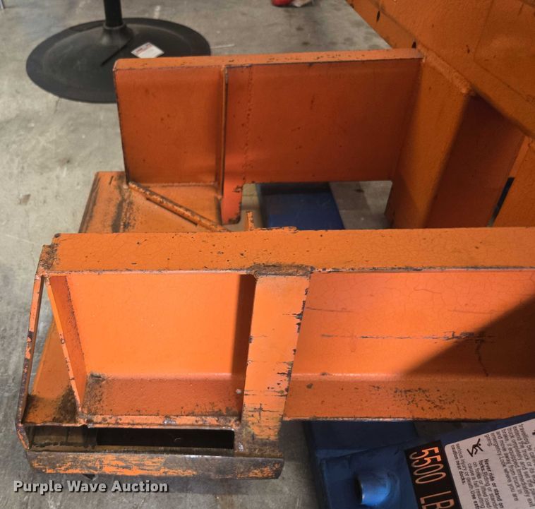 image for item DU7947 1986 Yale GC080LCJSBE085 forklift