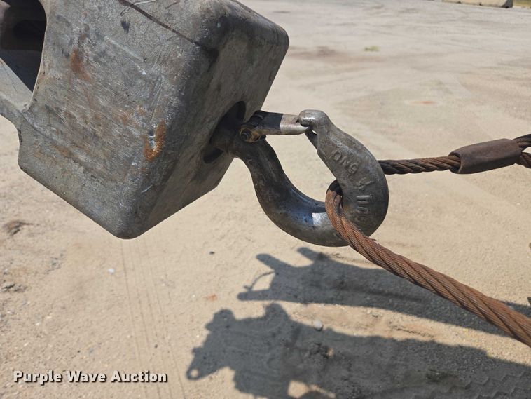 image for item DU7950 Shuttlelift CD3339 crane