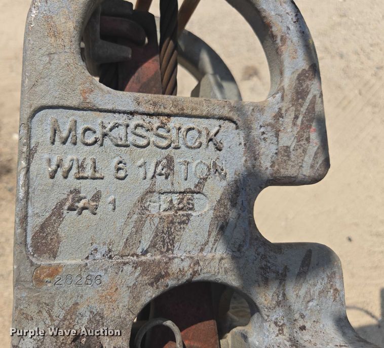 image for item DU7950 Shuttlelift CD3339 crane