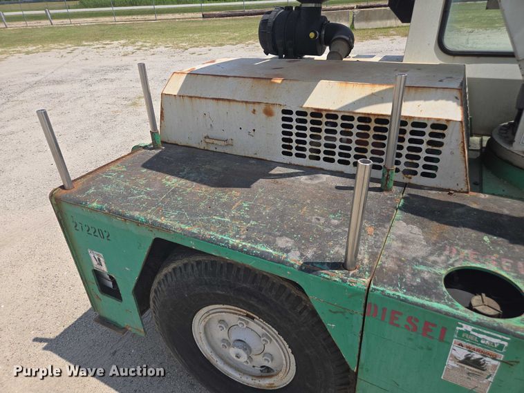 image for item DU7950 Shuttlelift CD3339 crane