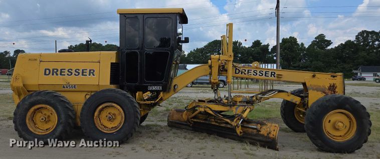 image for item DU7951 1989 Dresser A450E motor grader