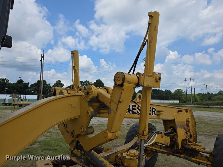 image for item DU7951 1989 Dresser A450E motor grader