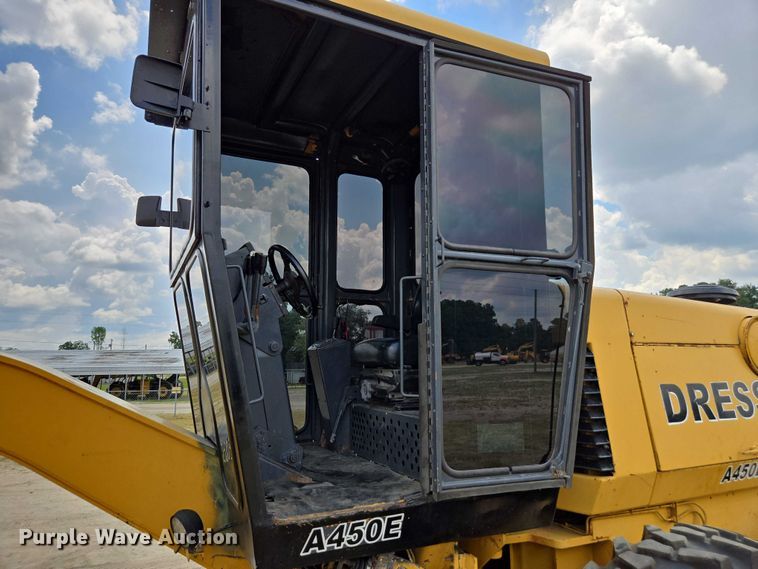 image for item DU7951 1989 Dresser A450E motor grader