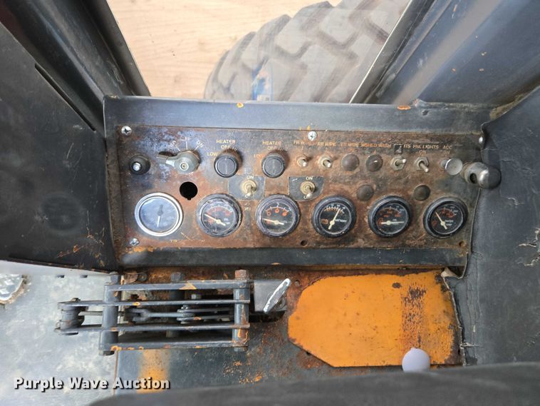 image for item DU7951 1989 Dresser A450E motor grader