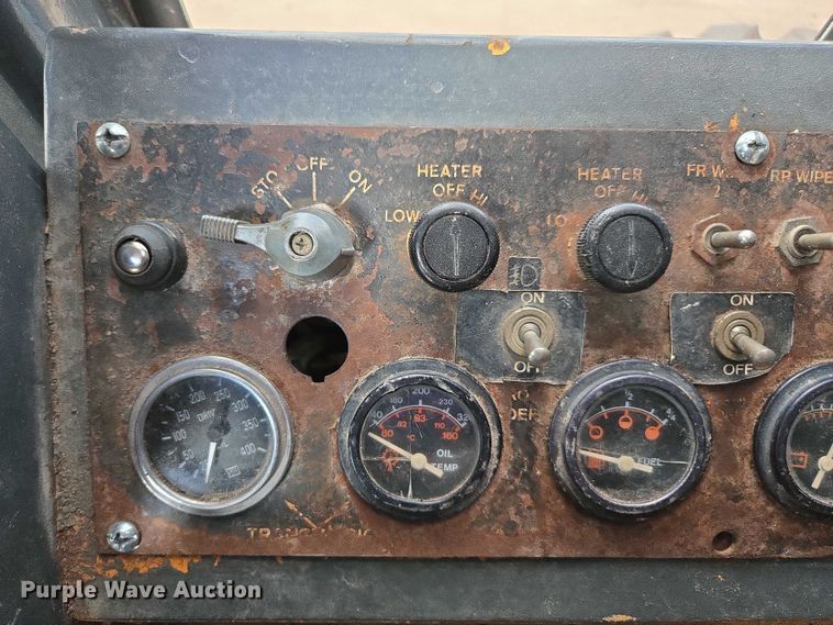 image for item DU7951 1989 Dresser A450E motor grader