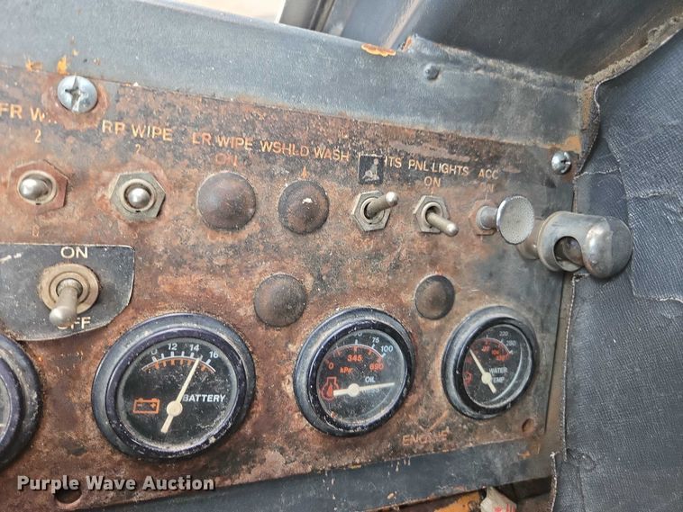 image for item DU7951 1989 Dresser A450E motor grader