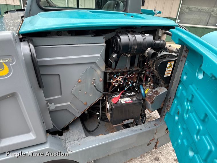 image for item DU9042 Tennant S30 sweeper