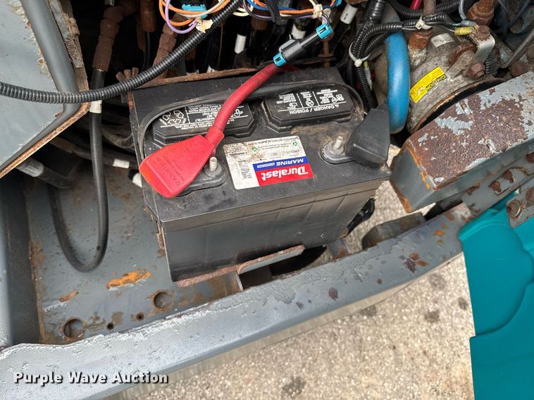 image for item DU9042 Tennant S30 sweeper