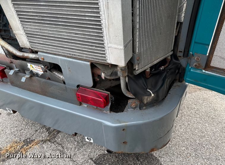 image for item DU9042 Tennant S30 sweeper