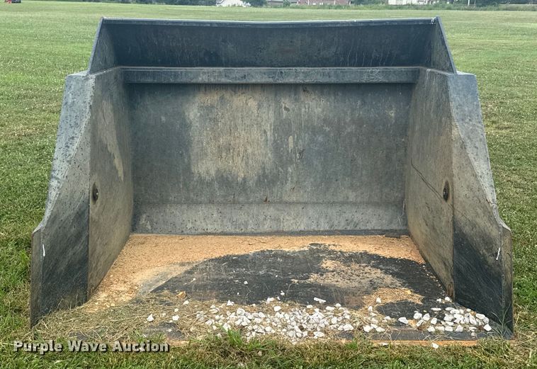 image for item DU9321 Mega Byte III four-in-one bucket