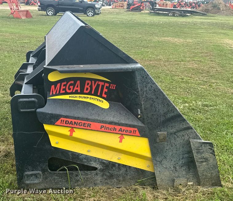 image for item DU9321 Mega Byte III four-in-one bucket