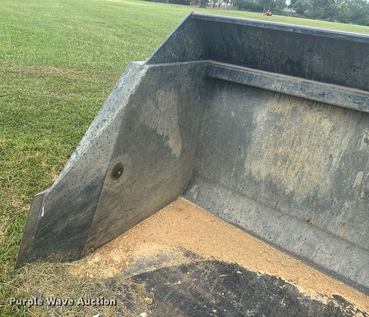 image for item DU9321 Mega Byte III four-in-one bucket