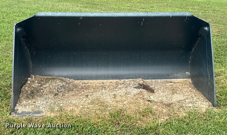 image for item DU9322 Hyundai HL940ATM wheel loader bucket