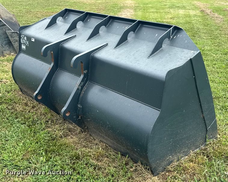 image for item DU9322 Hyundai HL940ATM wheel loader bucket