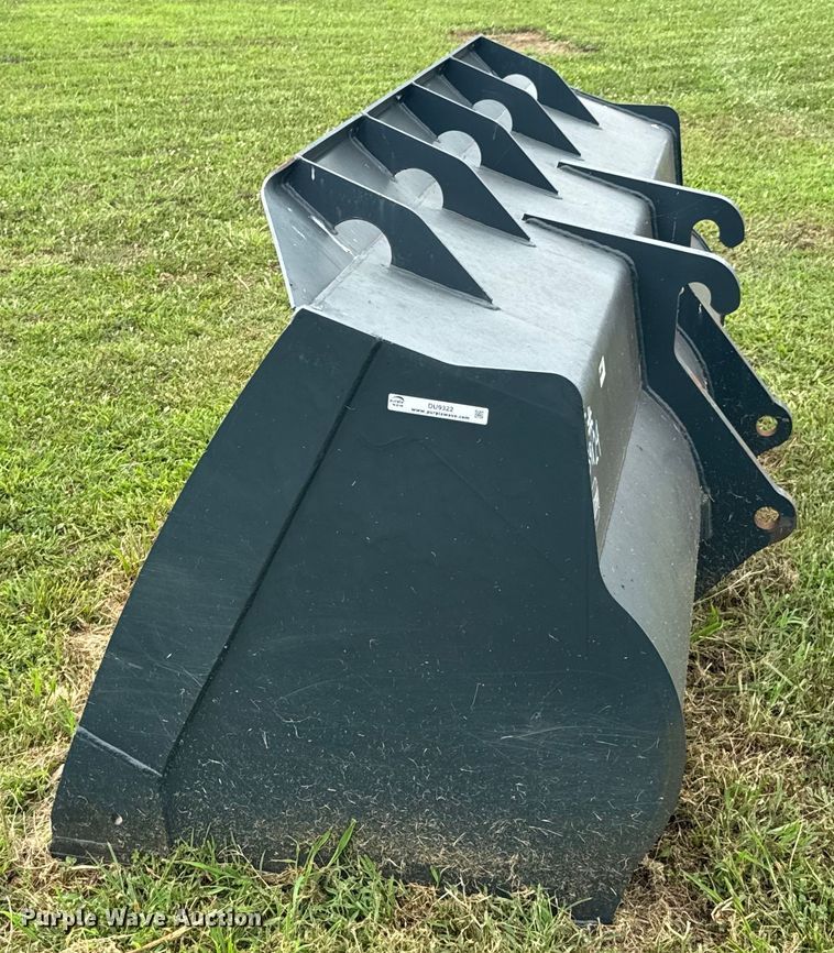 image for item DU9322 Hyundai HL940ATM wheel loader bucket