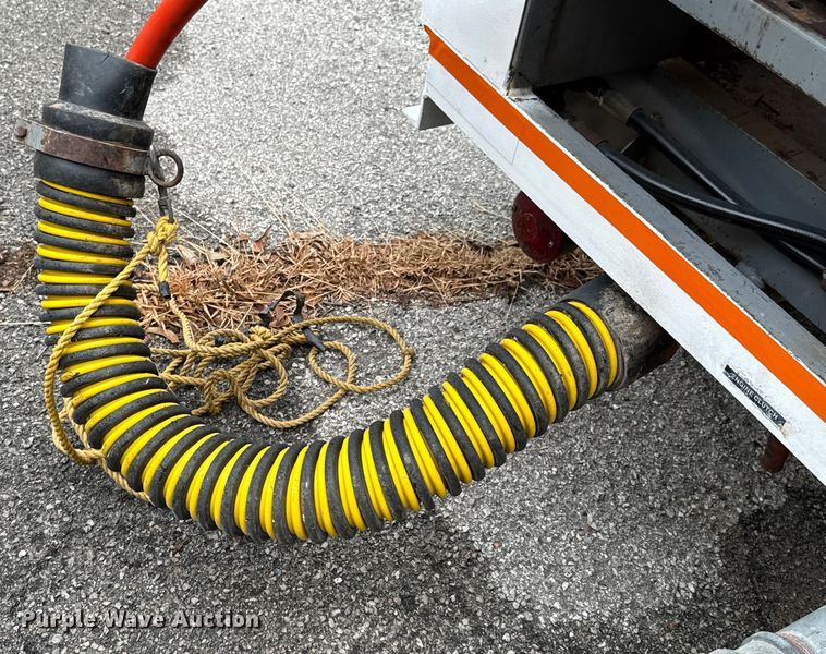 image for item DU9324 1992 Sreco HV2030TR/L/R sewer jetter trailer