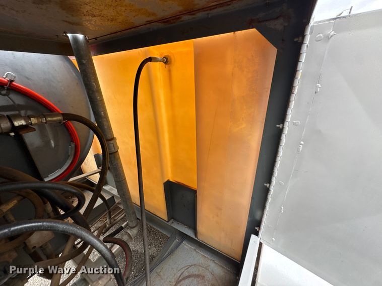 image for item DU9324 1992 Sreco HV2030TR/L/R sewer jetter trailer