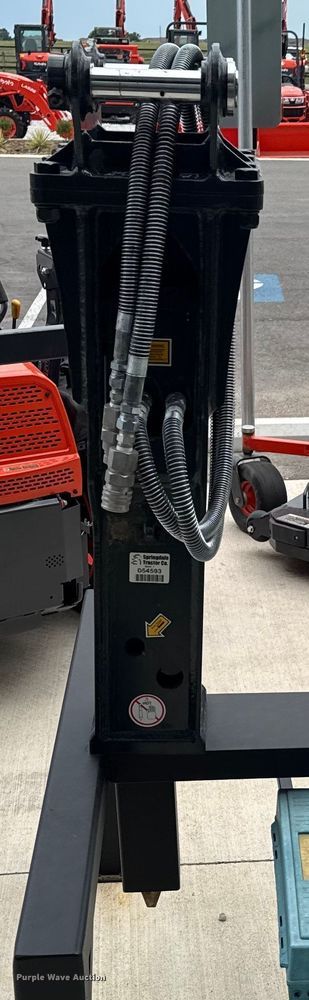 image for item DU9326 Hyundai HDB40 breaker