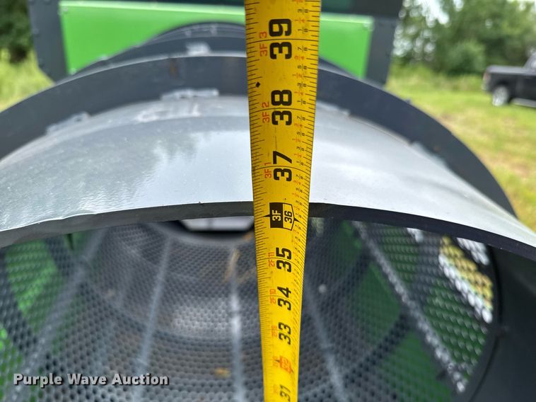 image for item DU9402 2024 Hurricane GF480 trommel screen