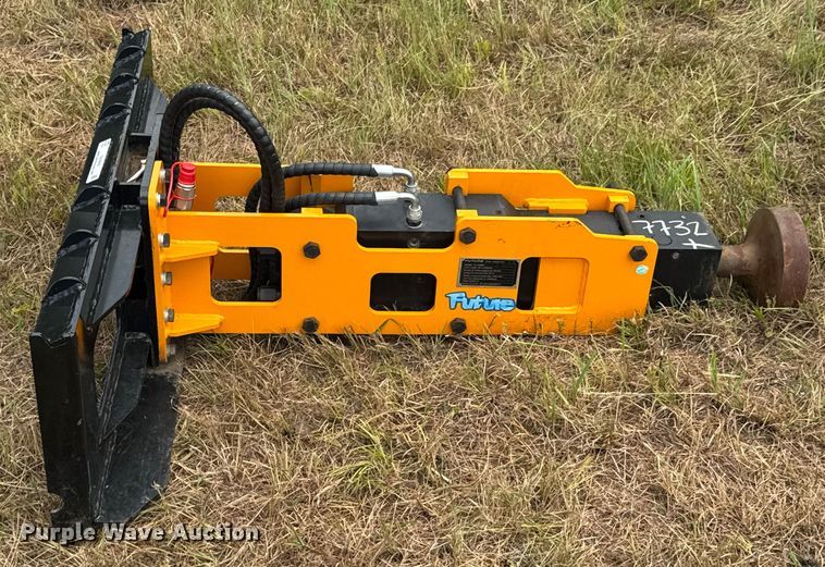 image for item DU9409 2025 Future FT-D680 skid steer post driver