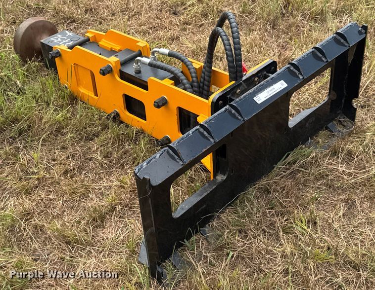 image for item DU9409 2025 Future FT-D680 skid steer post driver