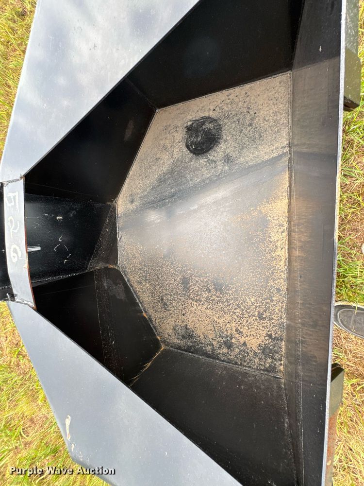 image for item DU9414 Skid steer concrete bucket