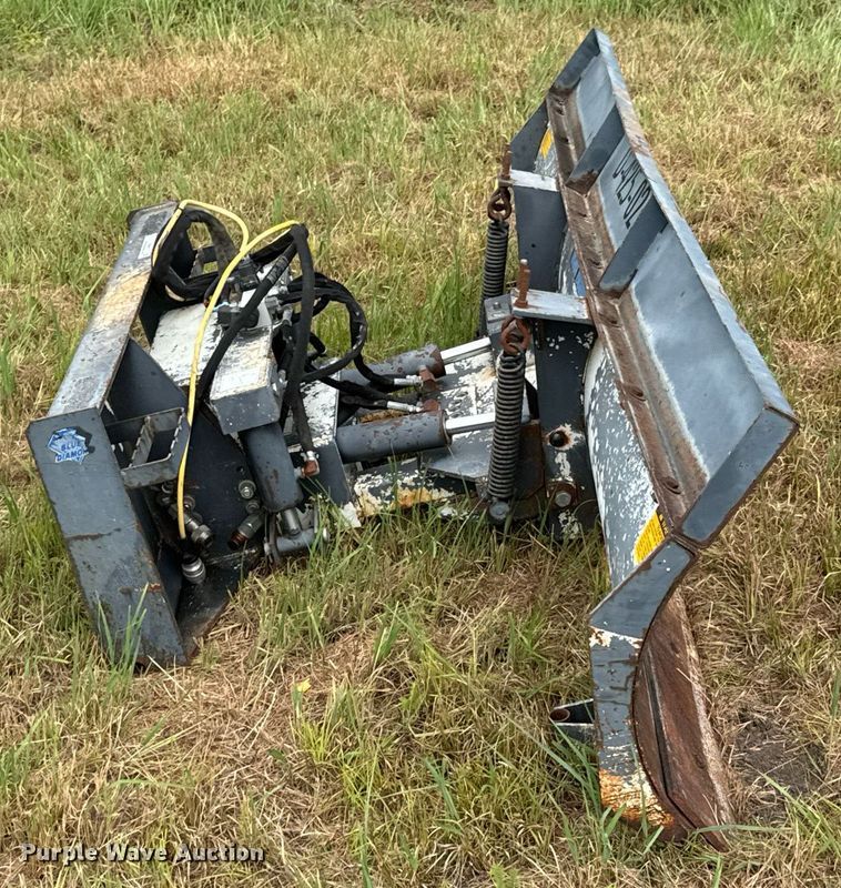 image for item DU9417 Blue Diamond 35-22804 skid steer dozer blade