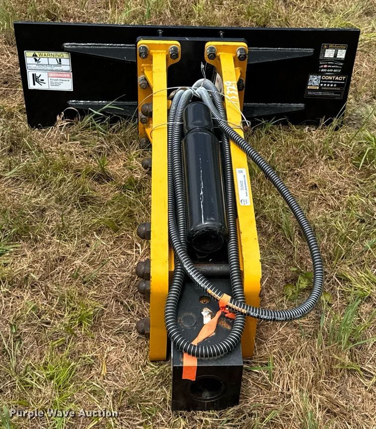 image for item DU9422 2024 Wolverine CB-11-750F skid steer breaker