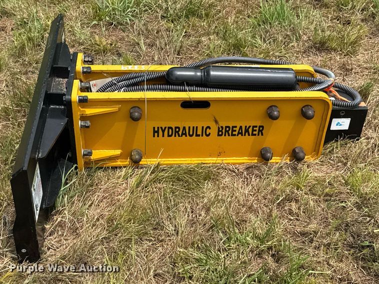 image for item DU9422 2024 Wolverine CB-11-750F skid steer breaker