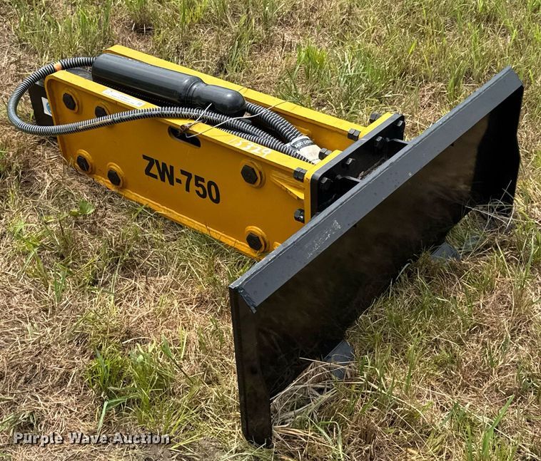 image for item DU9422 2024 Wolverine CB-11-750F skid steer breaker