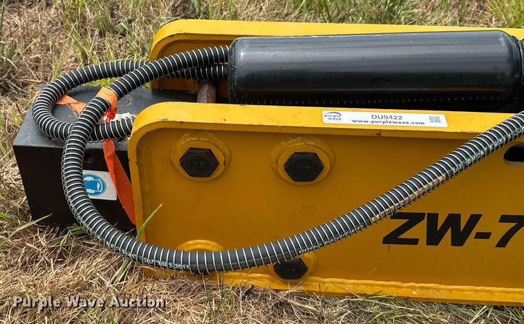 image for item DU9422 2024 Wolverine CB-11-750F skid steer breaker